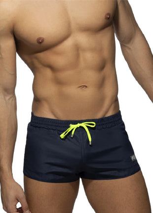 Fashionable Beach Pants Men's Athletic Shorts